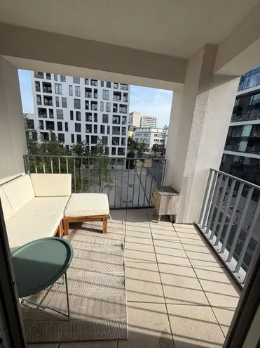 3 Zimmer Wohnung mit 83 m² in Frankfurt am Main – Bild 2