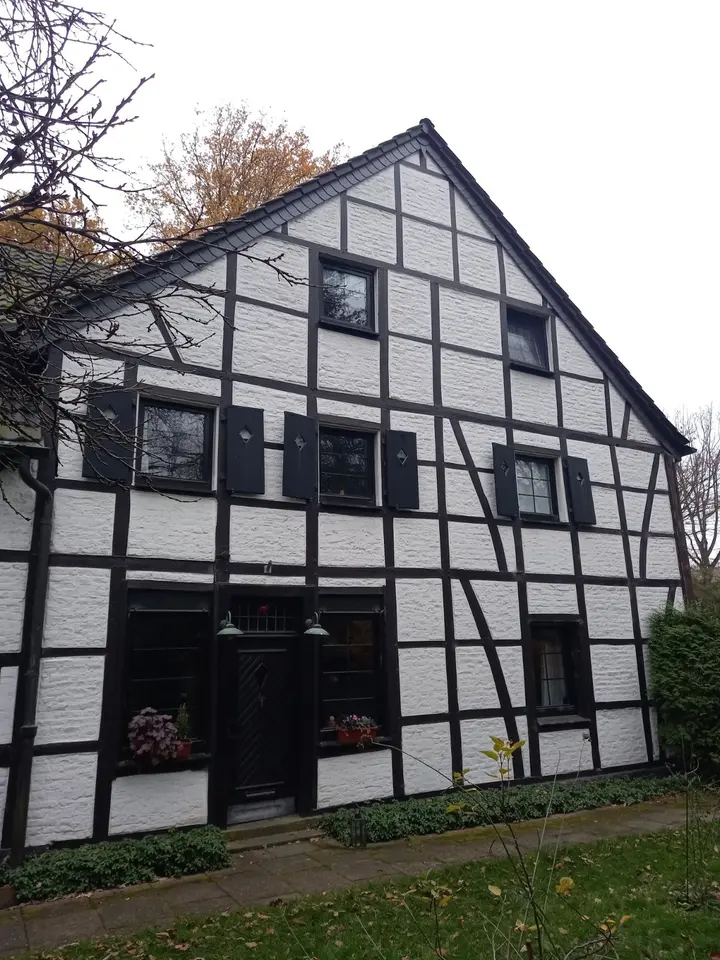 6 Zimmer Haus mit 207 m² in Gelsenkirchen – Bild 4