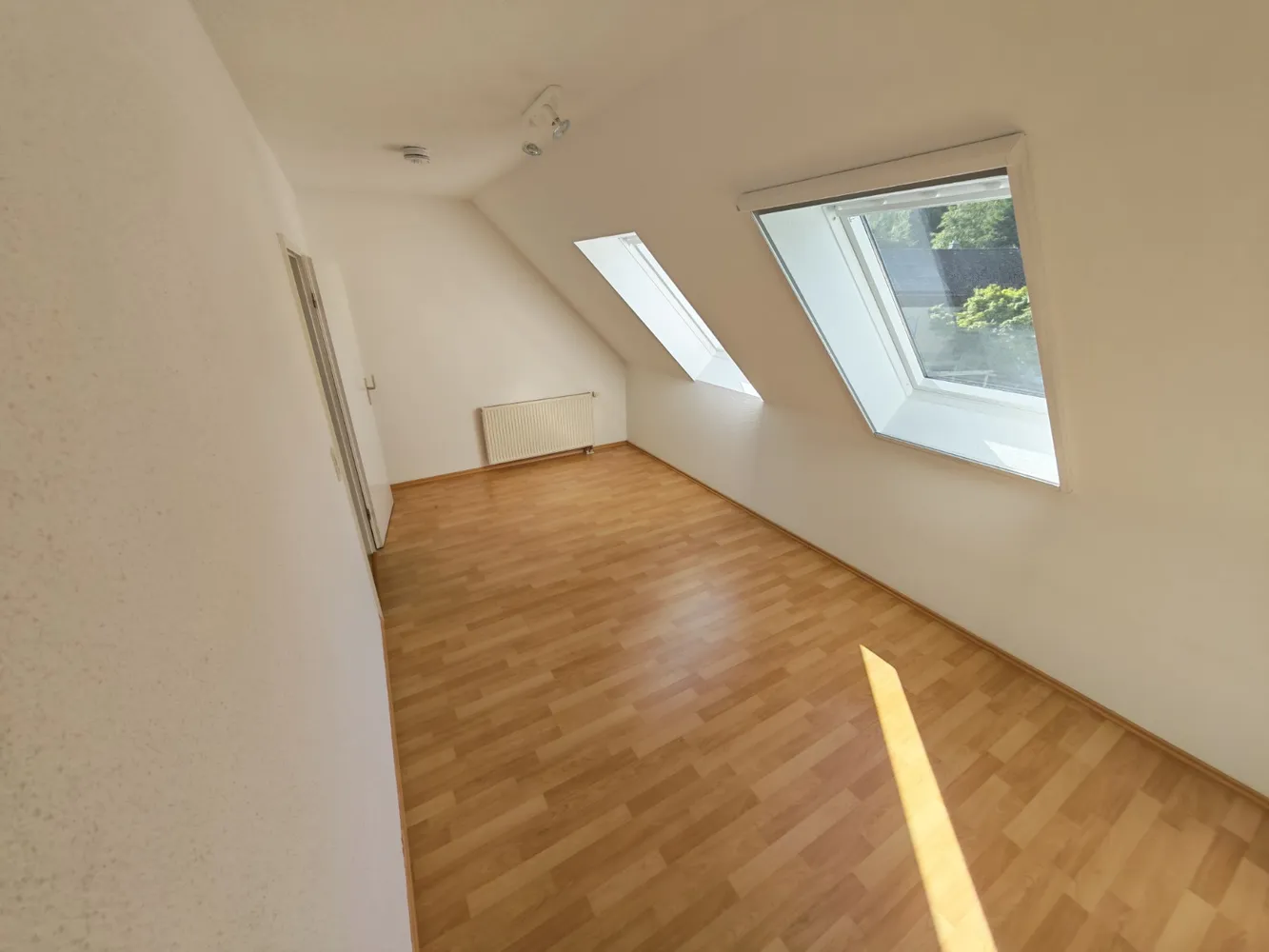 2 Zimmer Wohnung mit 60 m² in Plauen – Bild 12