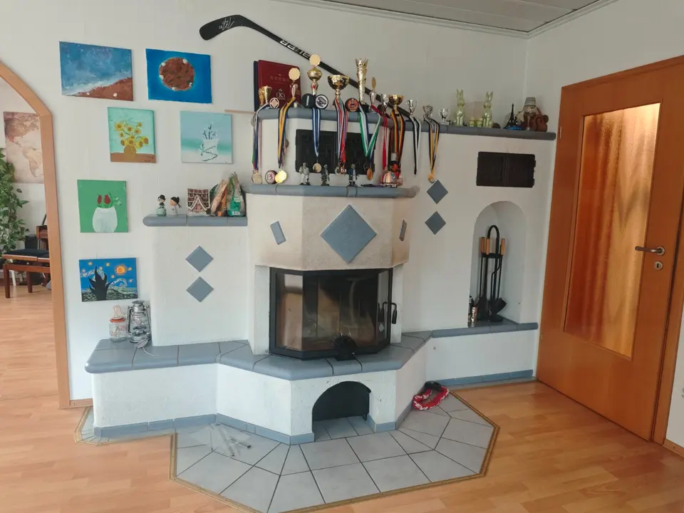 7 Zimmer Wohnung mit 200 m² in Wolfsburg – Bild 1