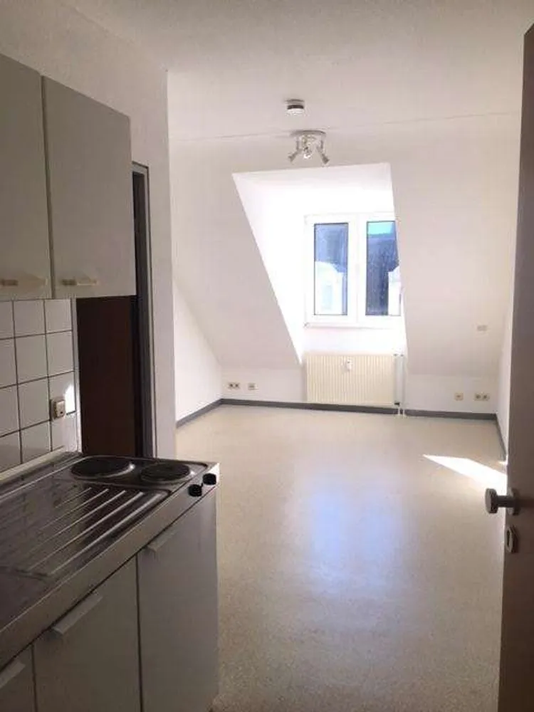 1 Zimmer Wohnung mit 20 m² in Trier – Bild 2