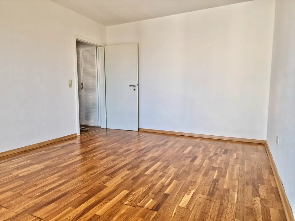 3 Zimmer Wohnung mit 97 m² in Kaiserslautern – Bild 2