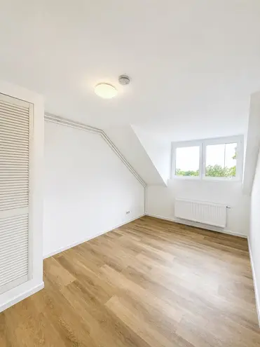 5 Zimmer Wohnung mit 124 m² in Aachen – Bild 2