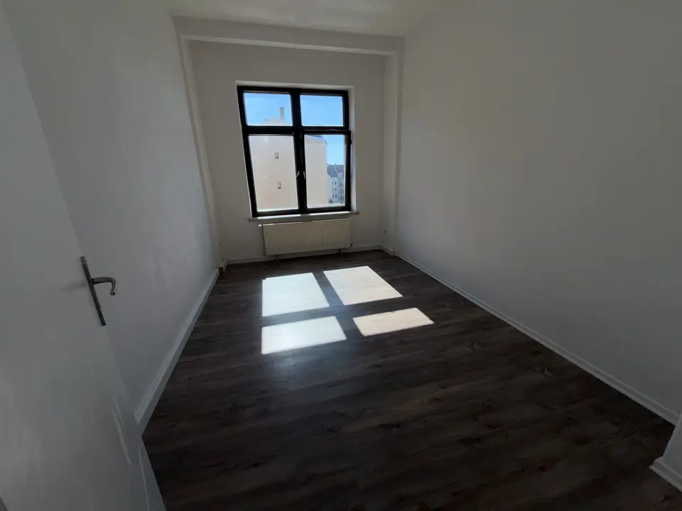 2 Zimmer Wohnung mit 59 m² in Plauen – Bild 4