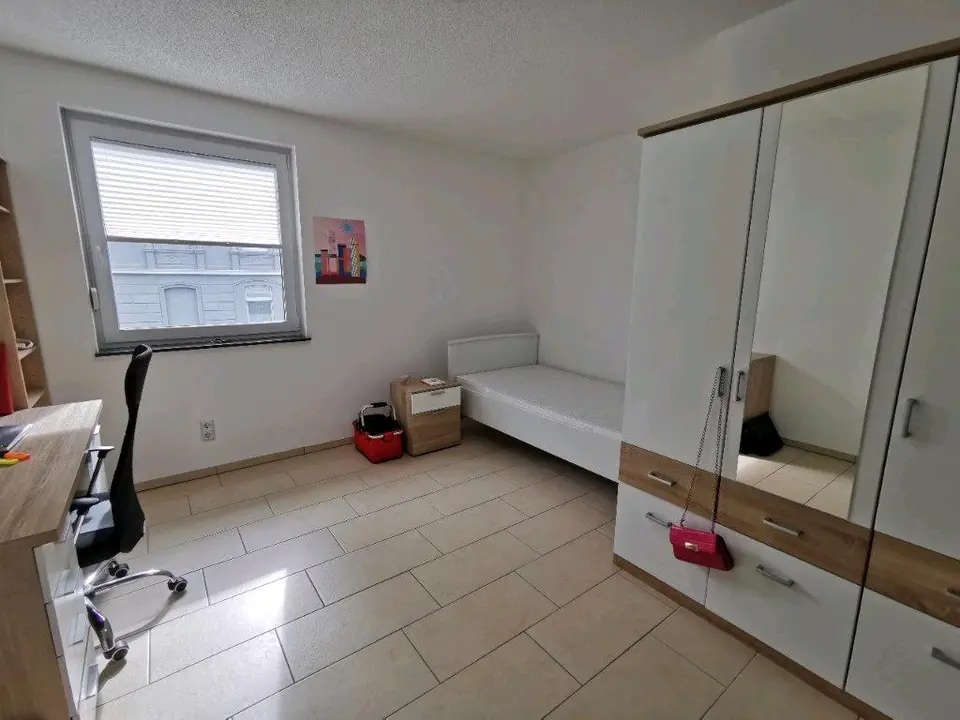 WG-Zimmer mit 20 m² in Siegen – Bild 1