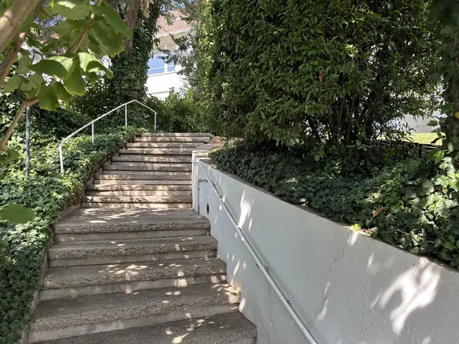 8 Zimmer Haus mit 265 m² in Esslingen am Neckar – Bild 4