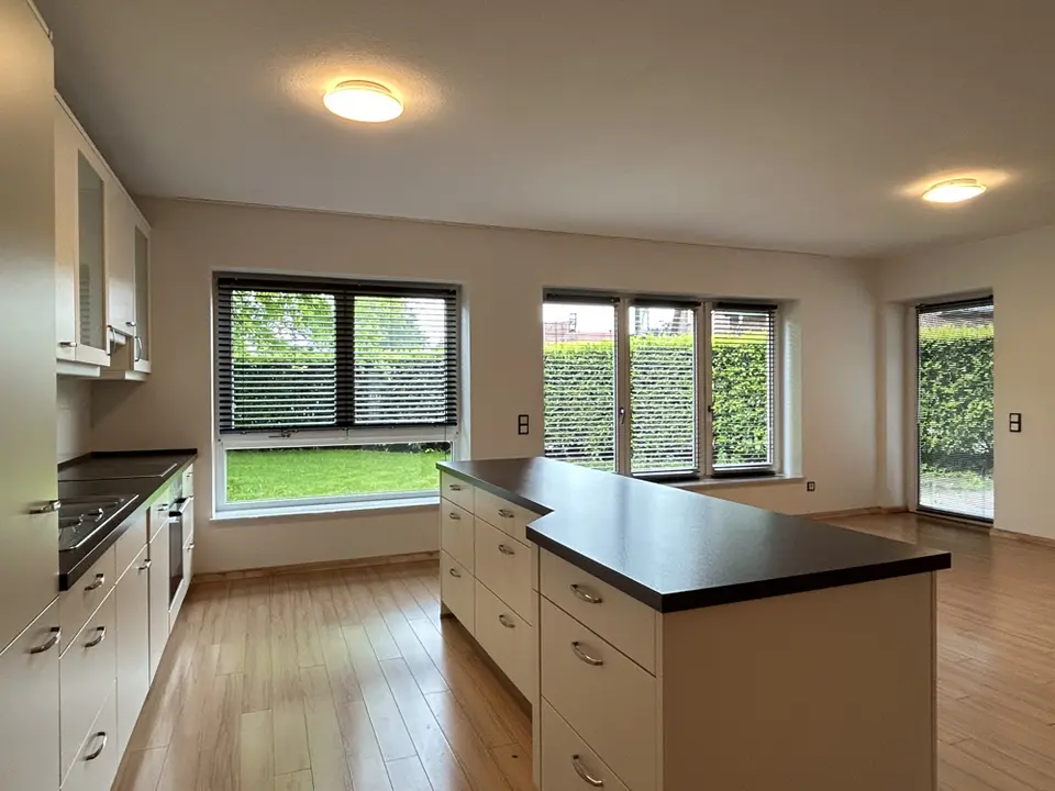 4 Zimmer Wohnung mit 125 m² in Delmenhorst – Bild 1