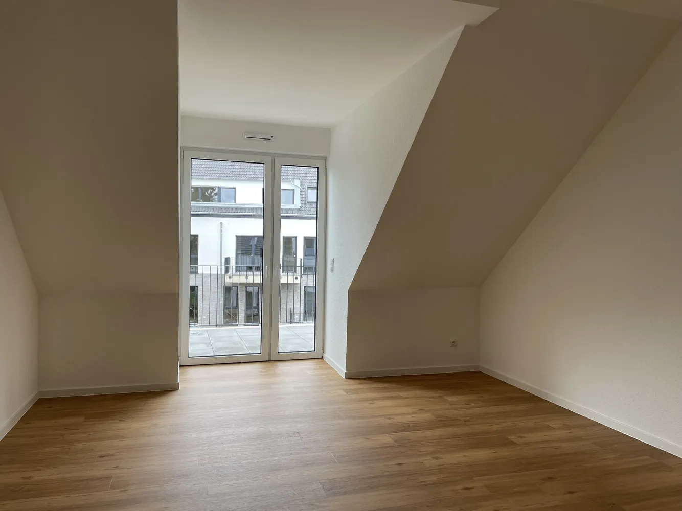 3 Zimmer Wohnung mit 94 m² in Leverkusen – Bild 5