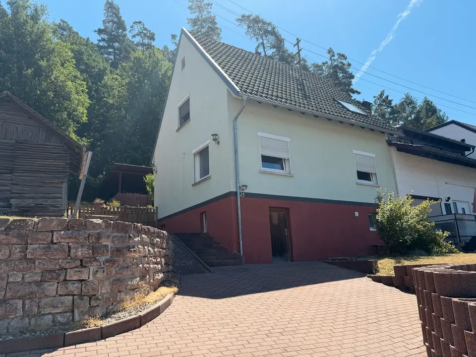 3 Zimmer Haus mit 100 m² in Kaiserslautern – Bild 2