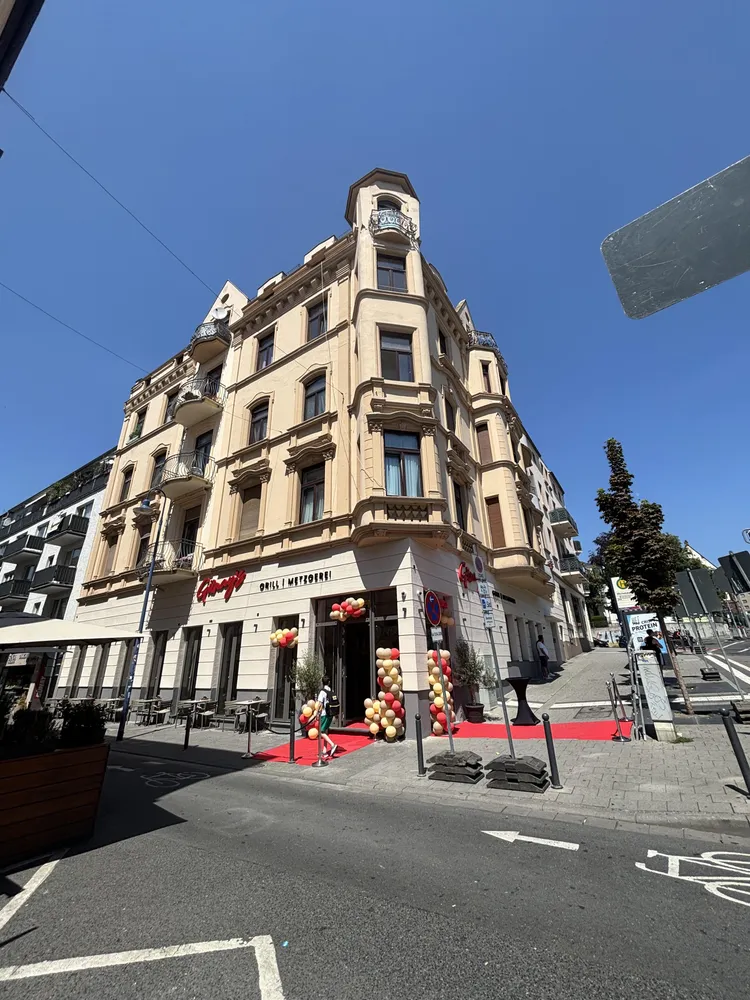 5 Zimmer Wohnung mit 145 m² in Wiesbaden – Bild 5