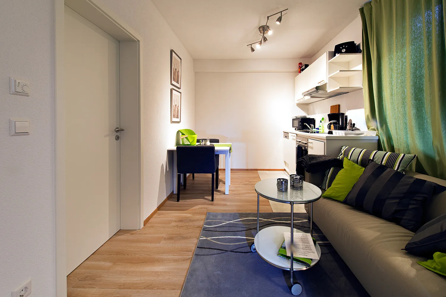 2 Zimmer Wohnung mit 37 m² in Friedrichshafen – Bild 2