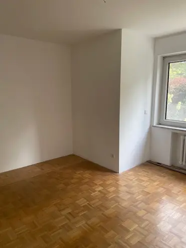 4 Zimmer Wohnung mit 95 m² in Krefeld – Bild 2