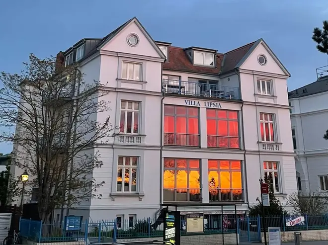 4 Zimmer Wohnung mit 118 m² in Rostock – Bild 1