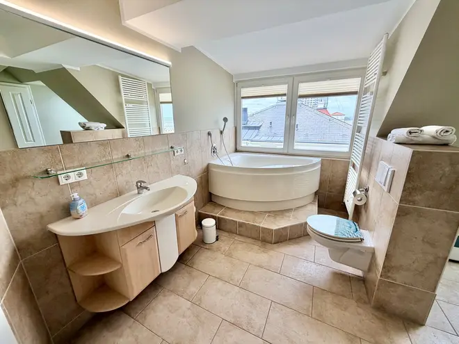 4 Zimmer Wohnung mit 118 m² in Rostock – Bild 12
