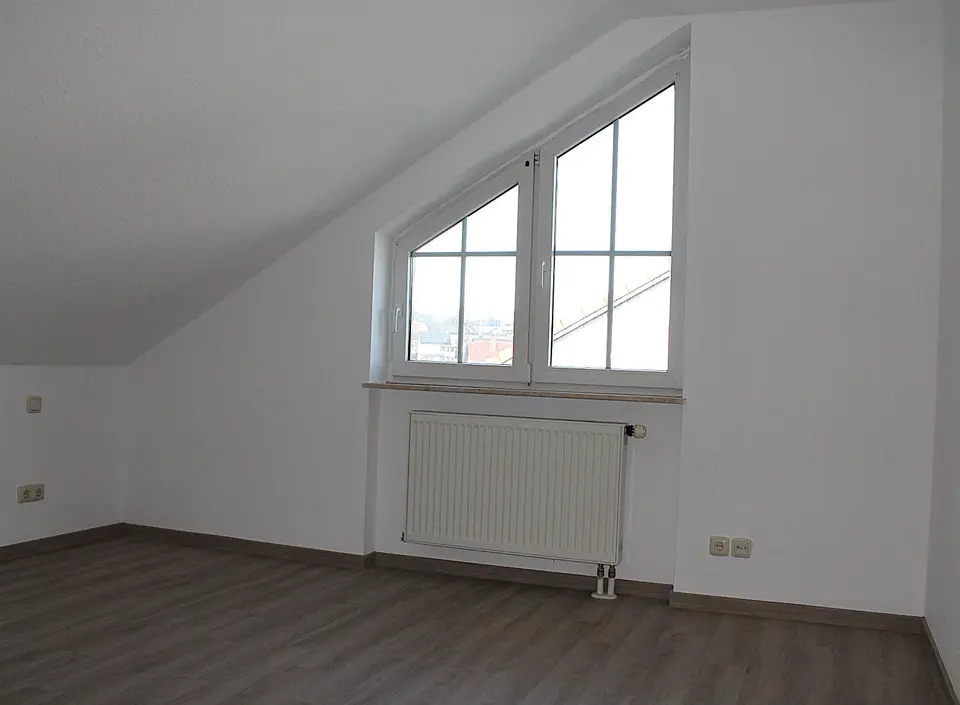 2 Zimmer Wohnung mit 82 m² in Aschaffenburg – Bild 3
