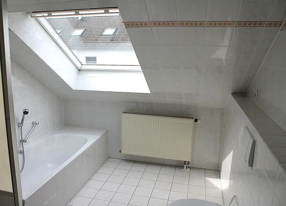 2 Zimmer Wohnung mit 82 m² in Aschaffenburg – Bild 4
