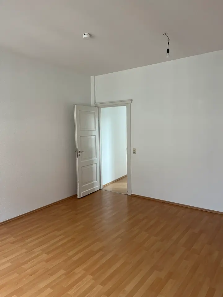 3 Zimmer Wohnung mit 68 m² in Eisenach – Bild 2