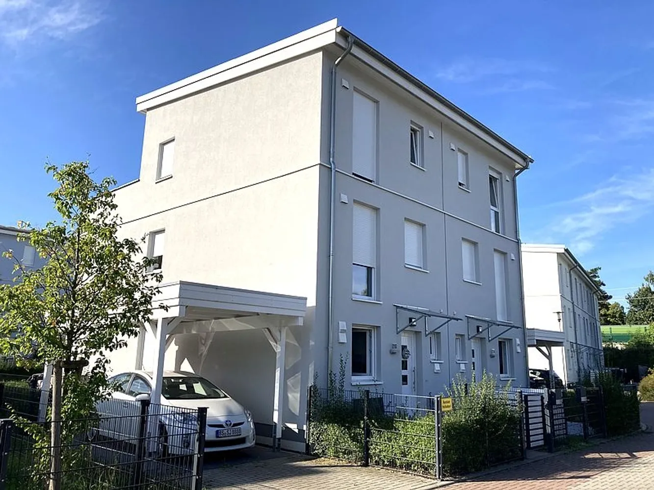 4 Zimmer Haus mit 143 m² in Berlin – Bild 1