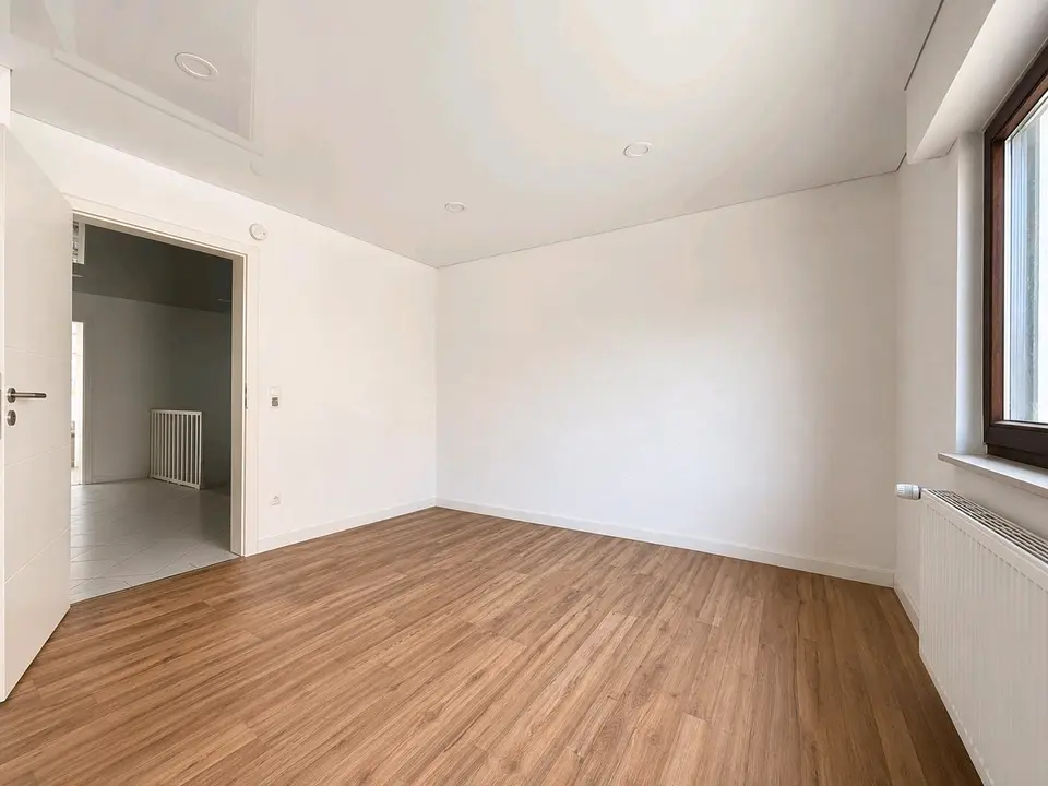 4 Zimmer Haus mit 160 m² in Ludwigshafen – Bild 2