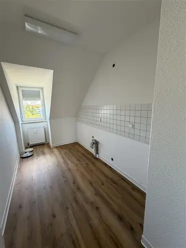 4 Zimmer Wohnung mit 97 m² in Dresden – Bild 5