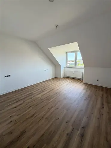 4 Zimmer Wohnung mit 97 m² in Dresden – Bild 8