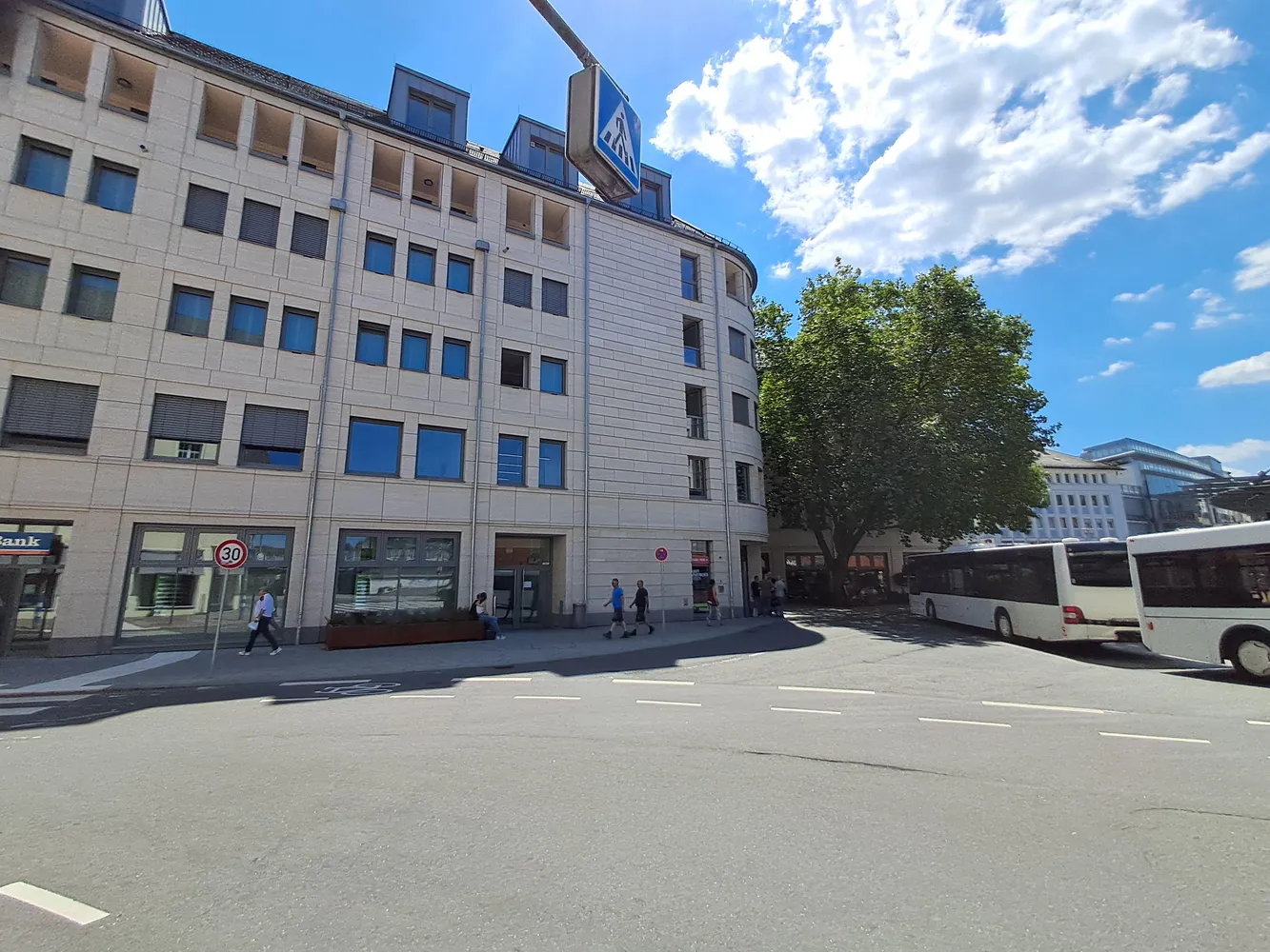 3 Zimmer Wohnung mit 150 m² in Siegen – Bild 2