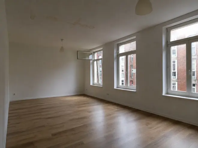 3 Zimmer Wohnung mit 107 m² in Aachen – Bild 4