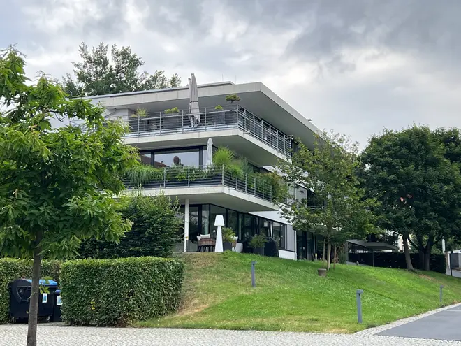 2 Zimmer Wohnung mit 77 m² in Dresden – Bild 8