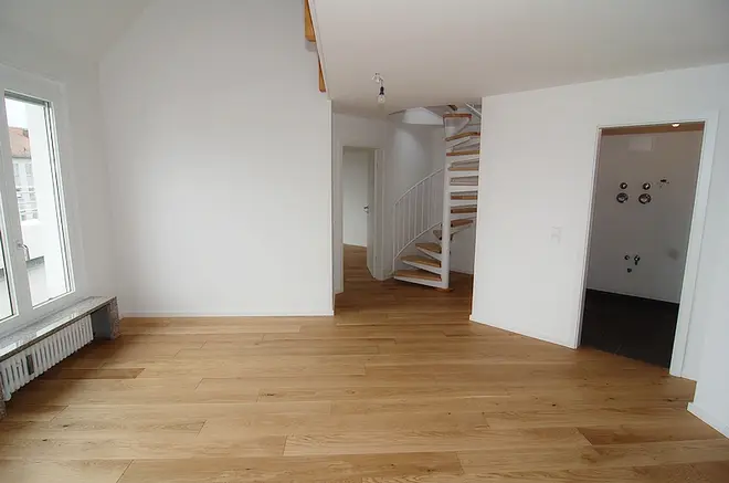 2 Zimmer Wohnung mit 100 m² in München – Bild 4