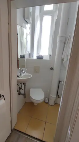 2 Zimmer Wohnung mit 33 m² in Köln – Bild 4