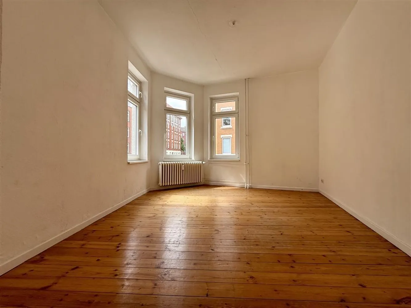 3 Zimmer Wohnung mit 86 m² in Kiel – Bild 2