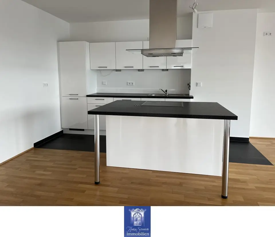 4 Zimmer Wohnung mit 166 m² in Dresden – Bild 3
