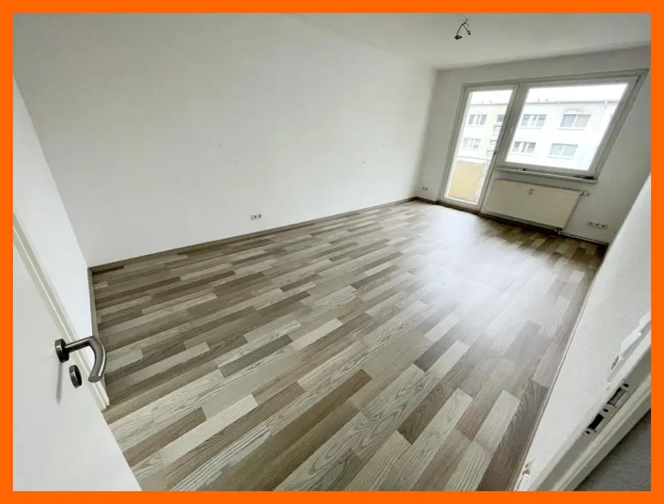 4 Zimmer Wohnung mit 70 m² in Gera – Bild 1