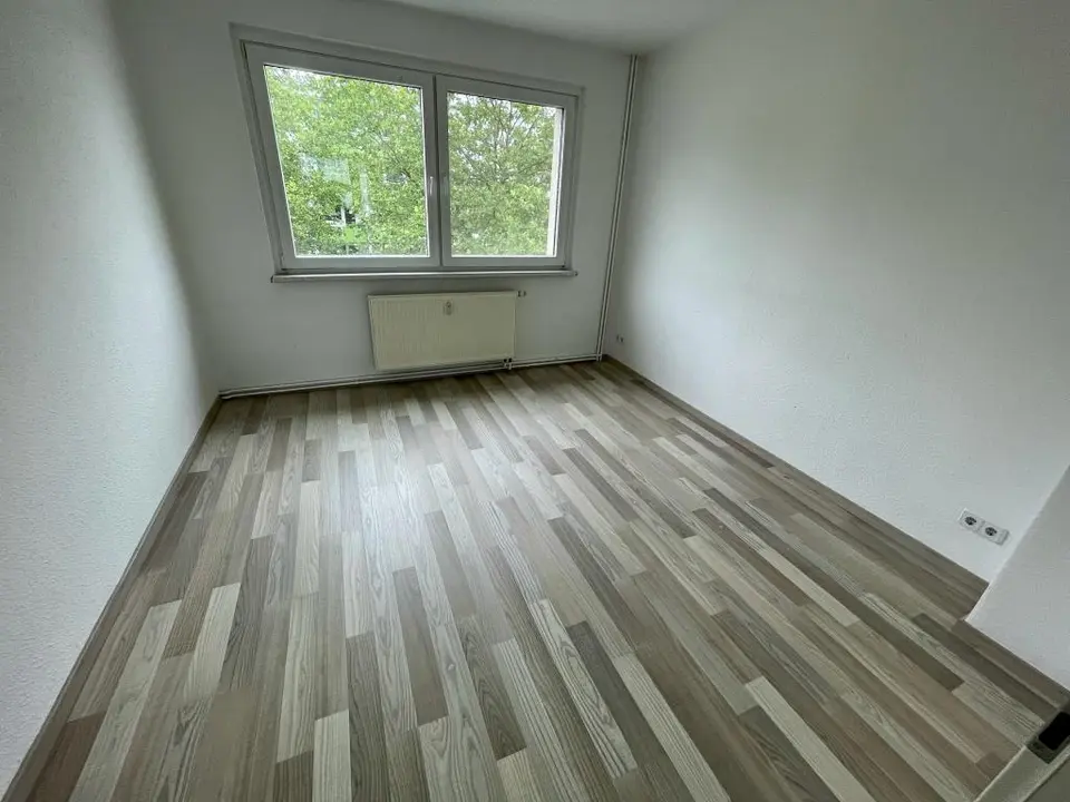 4 Zimmer Wohnung mit 70 m² in Gera – Bild 2