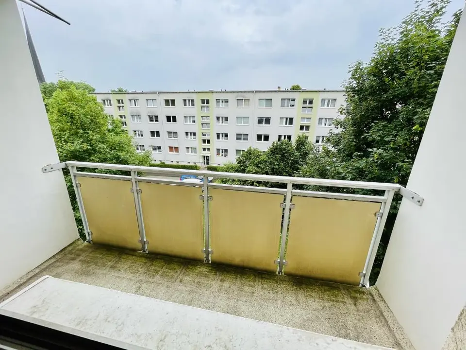 4 Zimmer Wohnung mit 70 m² in Gera – Bild 3