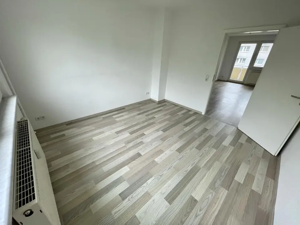 4 Zimmer Wohnung mit 70 m² in Gera – Bild 6
