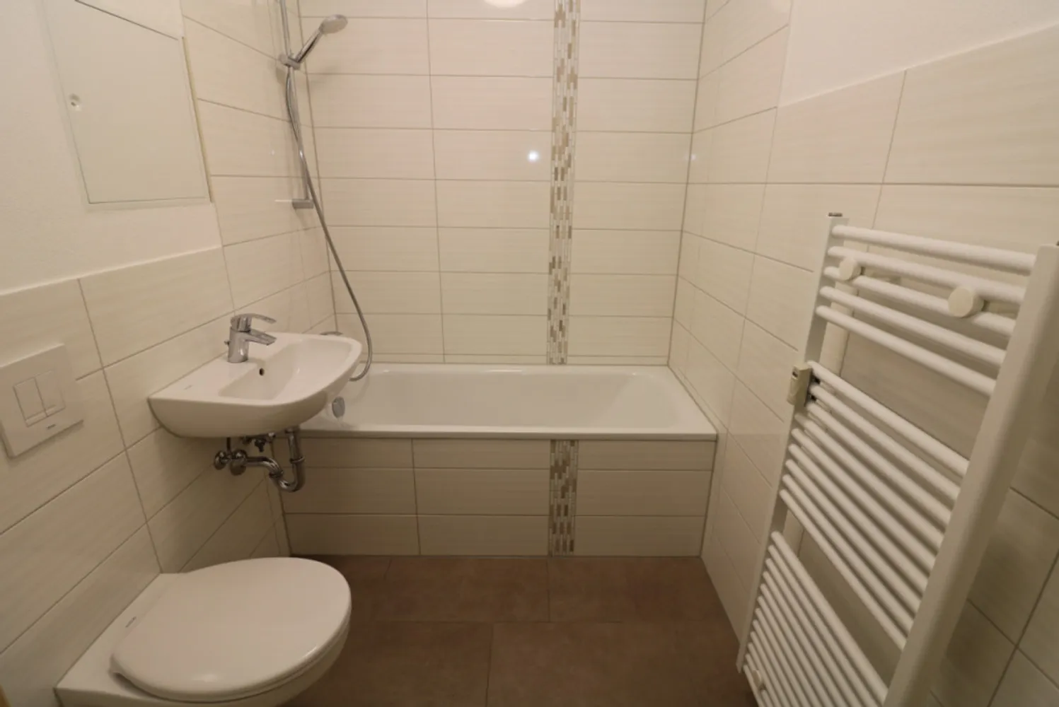 4 Zimmer Wohnung mit 67 m² in Freiberg – Bild 1
