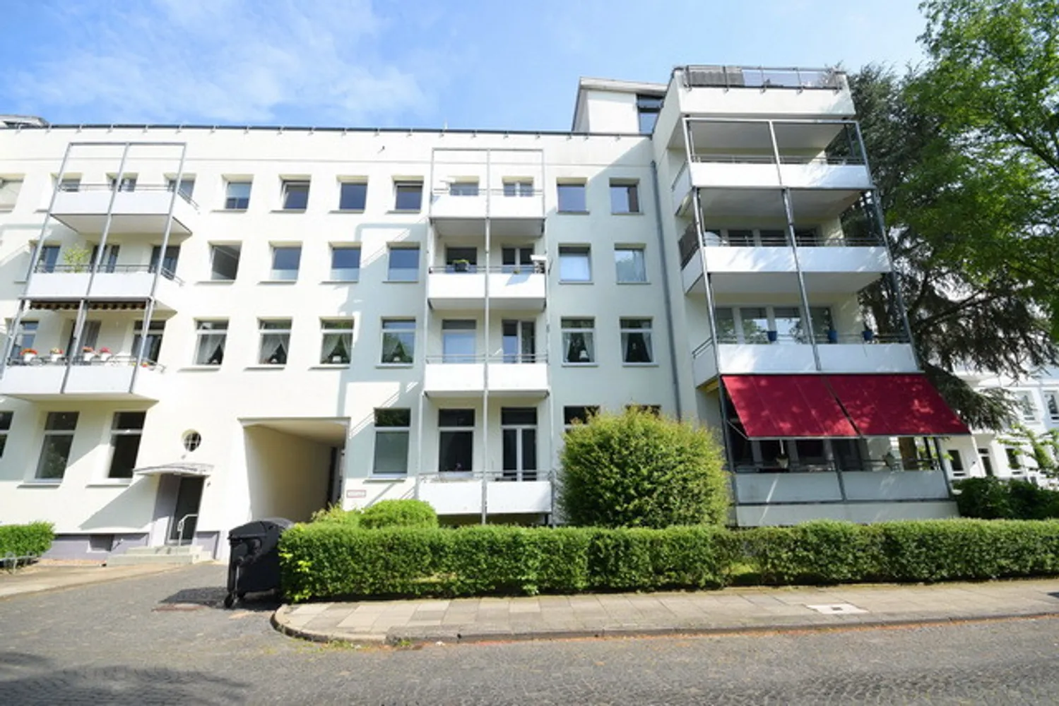 2 Zimmer Wohnung mit 77 m² in Bremen – Bild 1