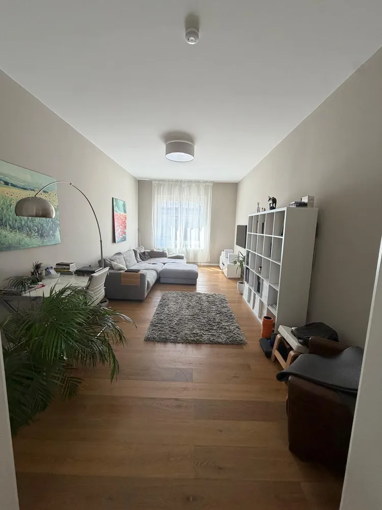 4 Zimmer Wohnung mit 111 m² in Frankfurt am Main – Bild 1