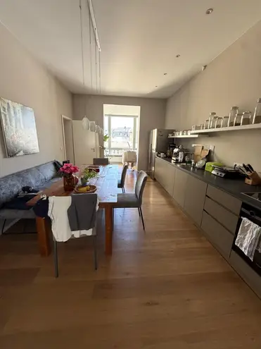 4 Zimmer Wohnung mit 111 m² in Frankfurt am Main – Bild 3