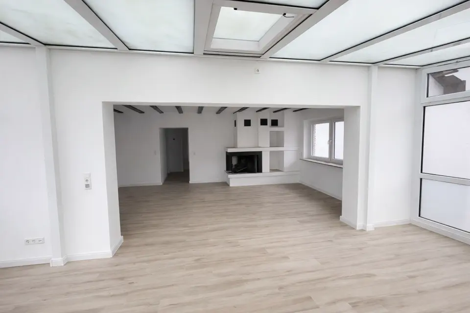 4 Zimmer Wohnung mit 147 m² in Oldenburg – Bild 2