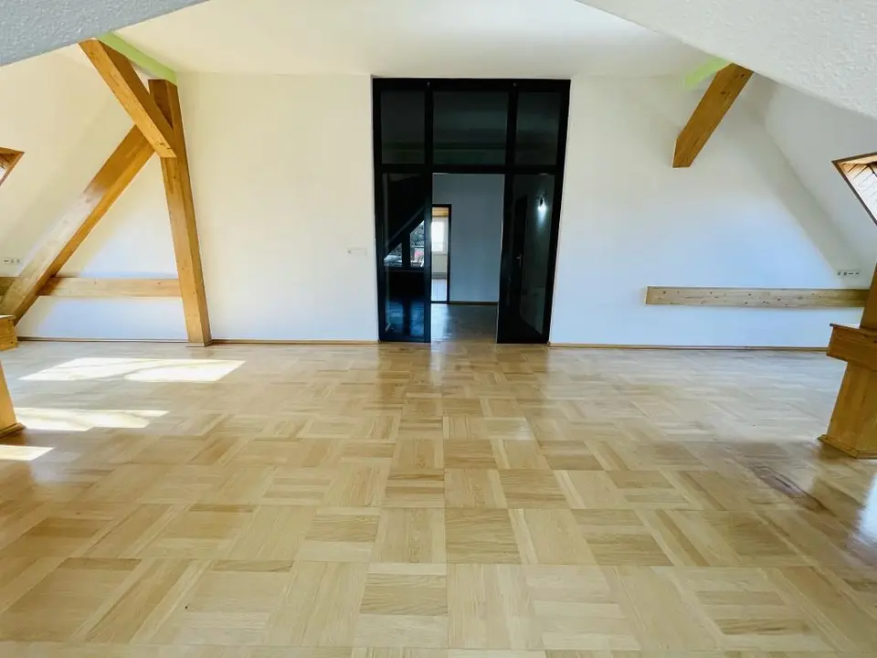 3 Zimmer Wohnung mit 100 m² in Gera – Bild 3