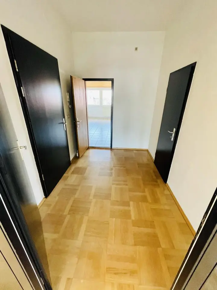 3 Zimmer Wohnung mit 100 m² in Gera – Bild 7