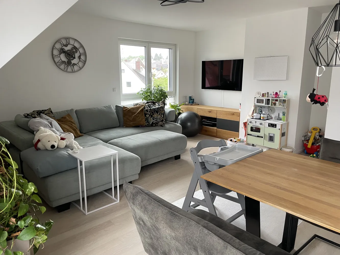 3 Zimmer Wohnung mit 89 m² in Erlangen – Bild 3