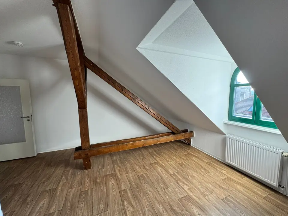 4 Zimmer Wohnung mit 117 m² in Görlitz – Bild 1