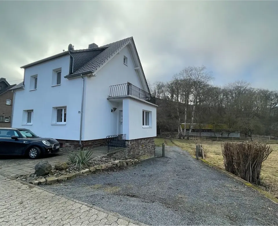 5 Zimmer Haus mit 98 m² in Königswinter – Bild 1