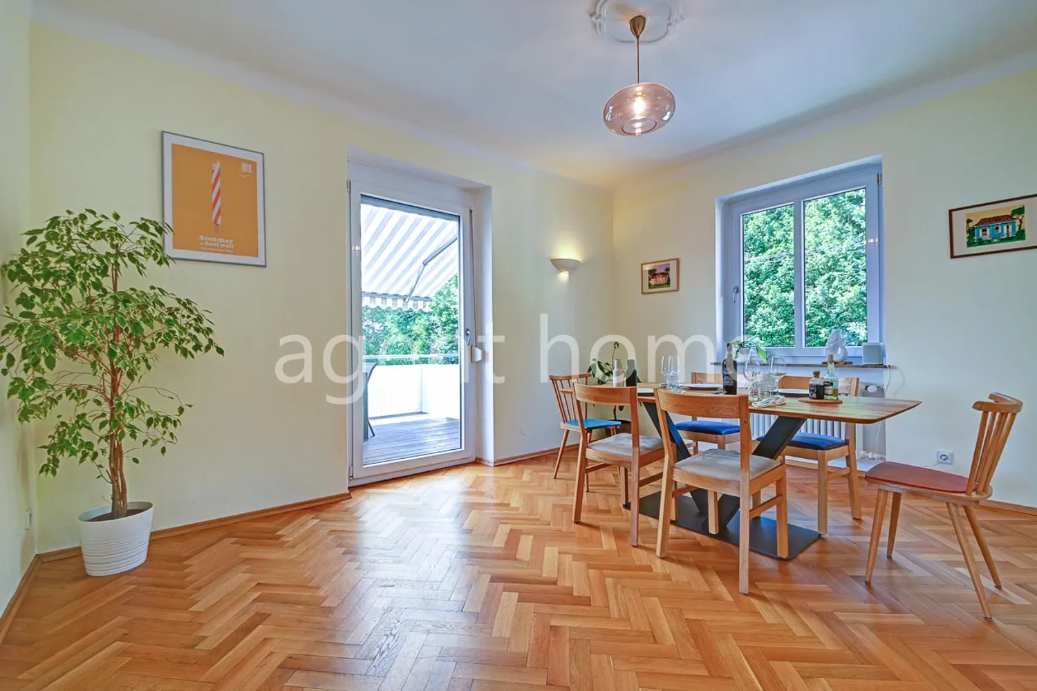5 Zimmer Wohnung mit 155 m² in Stuttgart – Bild 1