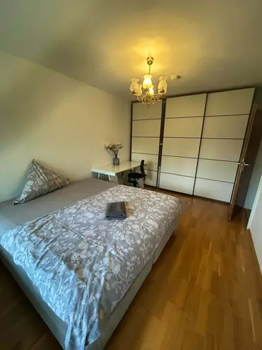 WG-Zimmer mit 12 m² in München – Bild 1