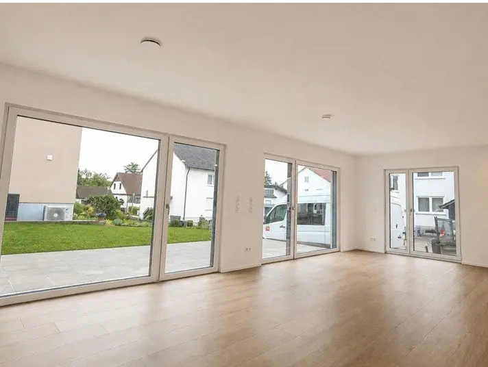 6 Zimmer Haus mit 145 m² in Würzburg – Bild 1