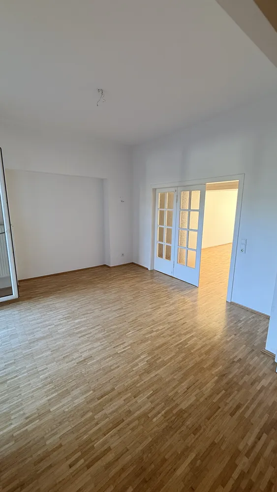 4 Zimmer Wohnung mit 140 m² in Düsseldorf – Bild 4